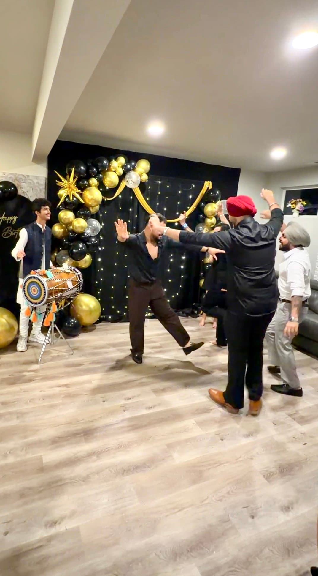 Live dhol at a Seattle event